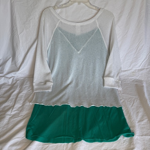 Tylie Malibu White and Teal Sweatshirt - Picture 4 of 7